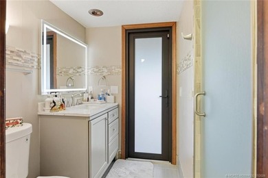 Location! Location! Location! Fantastic Opportunity To Live In - photo 14