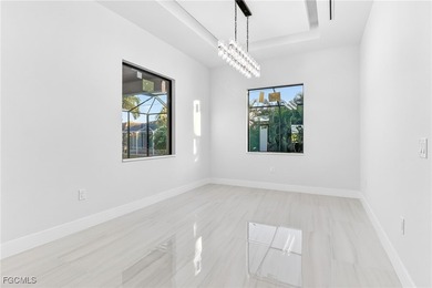Southern Exposure Luxurious New Pool Home Nestled in the highly - photo 18