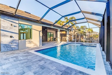 Southern Exposure Luxurious New Pool Home Nestled in the highly - photo 37