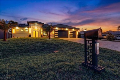 Southern Exposure Luxurious New Pool Home Nestled in the highly - photo 45