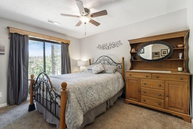Amazing mountain property with over 10 acres and community - photo 11