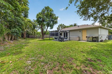 Welcome home to this beautifully updated 3 bedroom 2 bathroom - photo 24