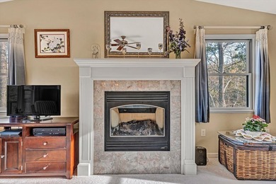 Welcome to your Smith Mountain Lake retreat! Tucked away in a - photo 11