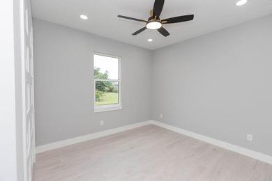 Step inside and fall in love! This brand-new corner lot home - photo 17