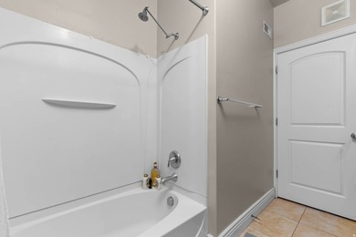 **BACK ON THE MARKET - BUYER'S FINANCING FAILED - HUGE PRICE - photo 17
