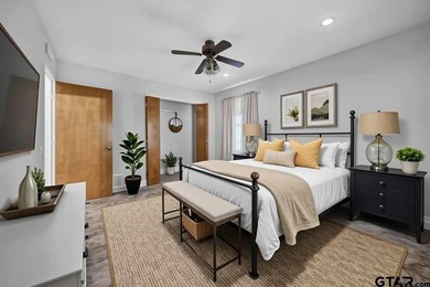 Discover the perfect blend of comfort and space in this - photo 18