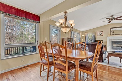Welcome to your Smith Mountain Lake retreat! Tucked away in a - photo 18