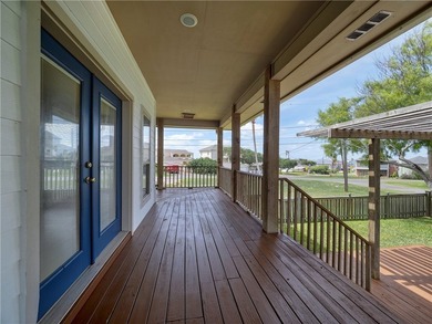 Discover the charm of coastal living in the Historic Old Town - photo 20