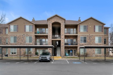 **BACK ON THE MARKET - BUYER'S FINANCING FAILED - HUGE PRICE - photo 22