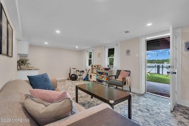 Welcome to this move-in ready waterfront retreat in the - photo 24