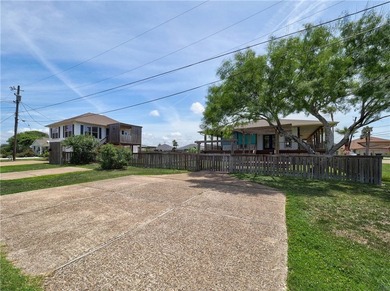 Discover the charm of coastal living in the Historic Old Town - photo 26