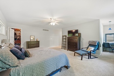 Move right into this beautifully updated 4-bedroom, 2.5-bath - photo 27
