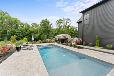 Modern farmhouse meets luxury retreat at this like-new - photo 30