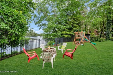 Welcome to this move-in ready waterfront retreat in the - photo 33