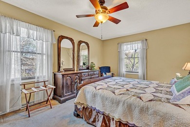 Welcome to your Smith Mountain Lake retreat! Tucked away in a - photo 34