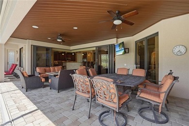 This lovely 4 bedroom, 3 full bath home custom designed and - photo 37