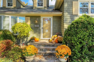 Welcome to this breathtaking and masterfully renovated home - photo 3