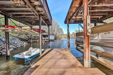 Welcome to your Smith Mountain Lake retreat! Tucked away in a - photo 43