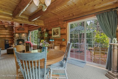 Built with exceptional attention to traditional craftsmanship - photo 9