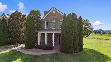 Golf cottage for sale in Olde Stone. Excellent location - photo 1