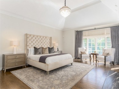 Custom Havlicek residence in Crane Road Estates. Set on a 1 - photo 20