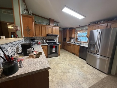Welcome to 23 Little Fawn Lane in the sought-after 3 Hills - photo 22