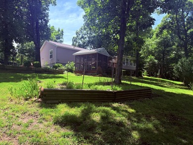 Welcome to 23 Little Fawn Lane in the sought-after 3 Hills - photo 30