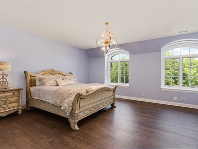 Custom Havlicek residence in Crane Road Estates. Set on a 1 - photo 38