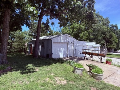 Welcome to 23 Little Fawn Lane in the sought-after 3 Hills - photo 40