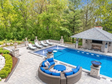 Custom Havlicek residence in Crane Road Estates. Set on a 1 - photo 46