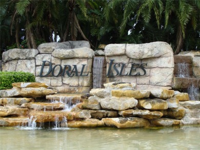 Lake Condo For Sale in Doral, Florida