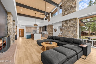 Welcome to 3560 S Clubhouse Circle - Single-level home with a - photo 4