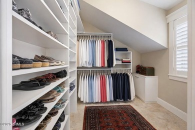 Rare opportunity to own a luxury, maintenance-free townhome - photo 17