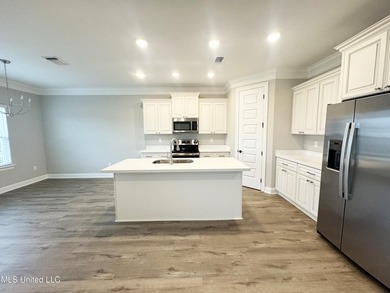 Like-new and fully move-in ready. Located on a large corner lot - photo 18