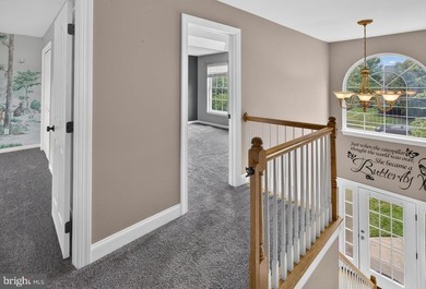 Beautifully maintained 4-Bedroom home on close to a half acre - photo 24