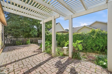 Enjoy carefree living in the desirable Fairway Lakes community - photo 36