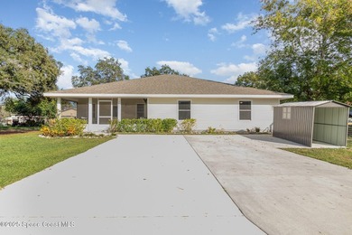 Discover the perfect blend of space and comfort at 5651 Travis - photo 1