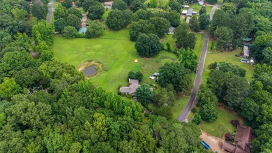 PRICED TO SELL - MAKE AN OFFER!!! Welcome to an entertainer's - photo 42