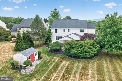 Beautifully maintained 4-Bedroom home on close to a half acre - photo 48