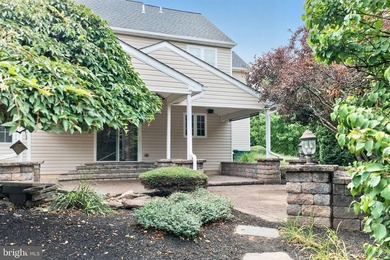 Beautifully maintained 4-Bedroom home on close to a half acre - photo 49