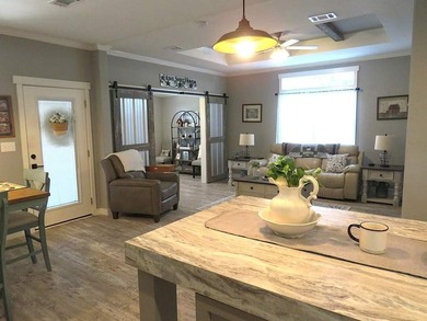 This beautiful 1393 square feet, 2.0 bed 2.0 bath Manufactured - photo 24