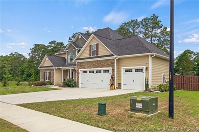 Experience over 3,500 square feet of beautifully designed living - photo 2