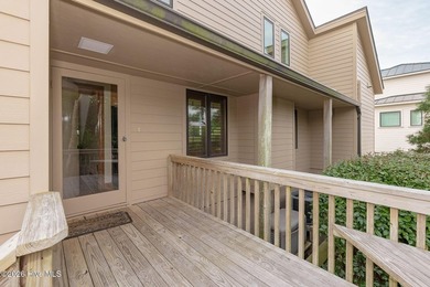 Charming 4-bedroom oceanfront cottage in Pine Knoll Shores - photo 15