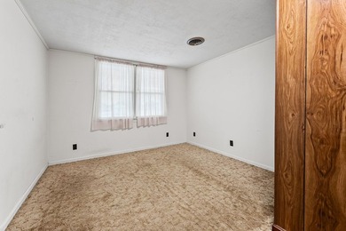 Step back to a time when homes were built to last. This solid - photo 22