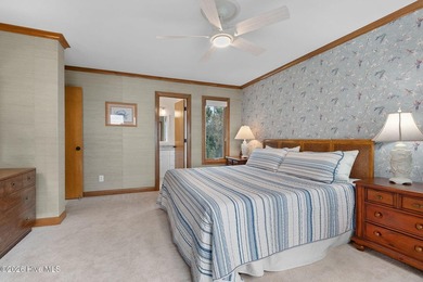 Charming 4-bedroom oceanfront cottage in Pine Knoll Shores - photo 26