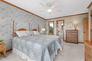 Charming 4-bedroom oceanfront cottage in Pine Knoll Shores - photo 34