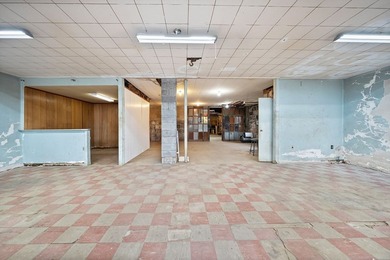 Step back to a time when homes were built to last. This solid - photo 47