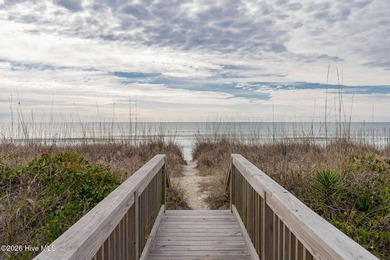 Charming 4-bedroom oceanfront cottage in Pine Knoll Shores - photo 49