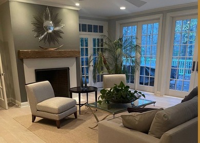 This beautiful custom-built home in the famed Bell Estate - photo 4