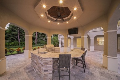 Welcome to an extraordinary estate in Pine Ridge, where over 8 - photo 6